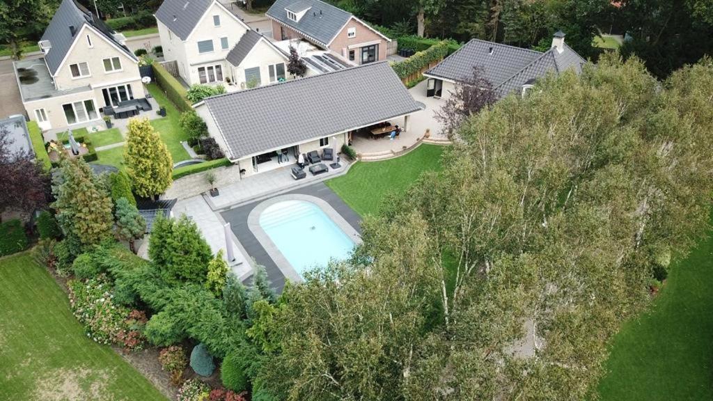 B&B De Streek เอทเทน ลัวร์ ภายนอก รูปภาพ